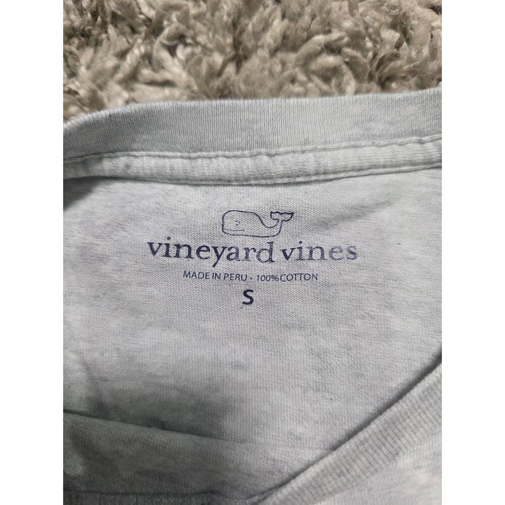 Vineyard Vines Mens Graphic Print Long Sleeve Pocket T-Shirt Gray Size Small - Picture 2 of 9